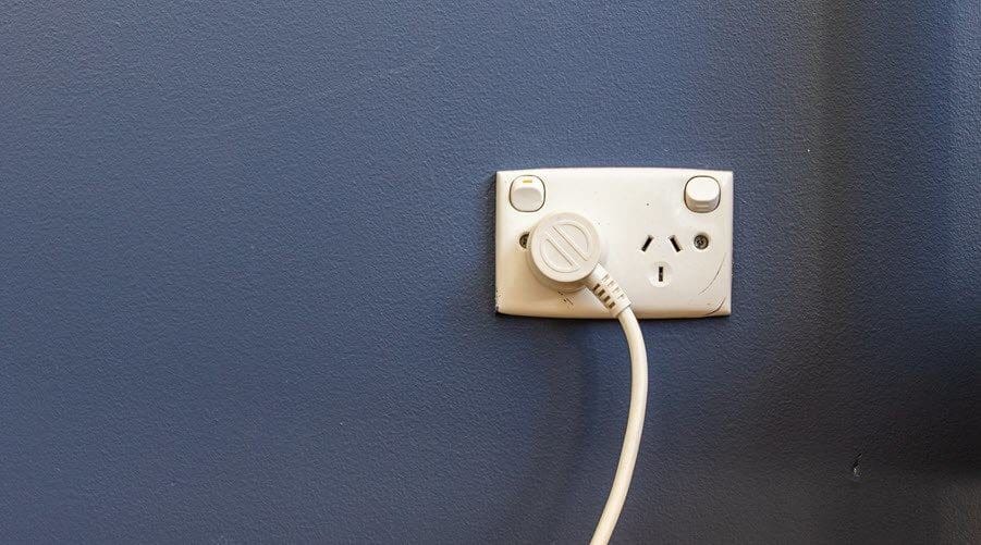 6 Best Portable Power Strips for Travel