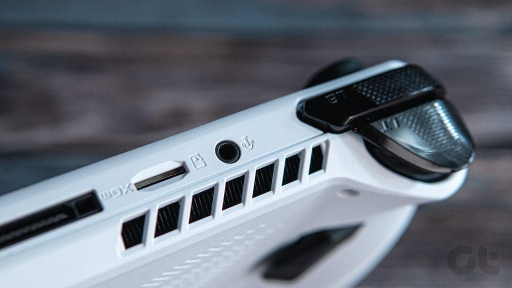 ASUS ROG Ally Review 11