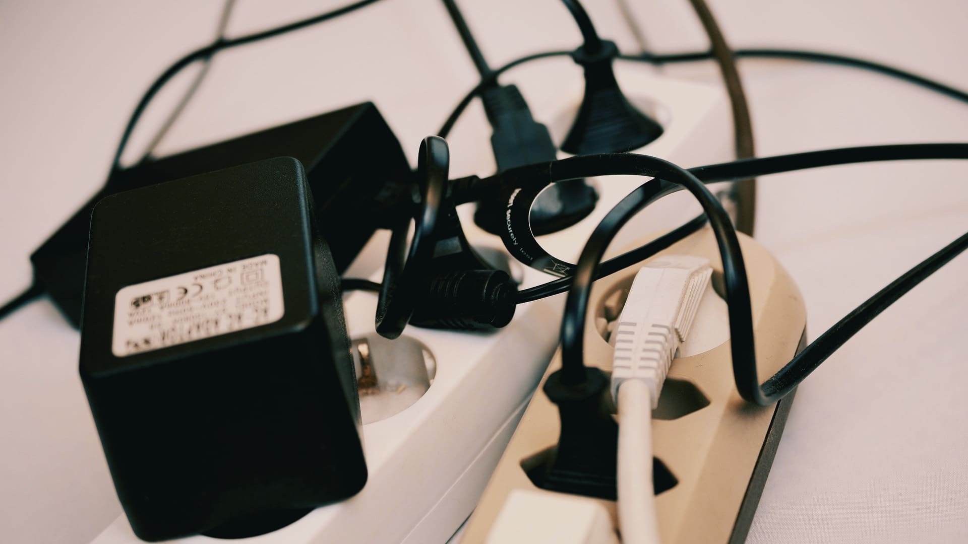 Power adapter for Android tv
