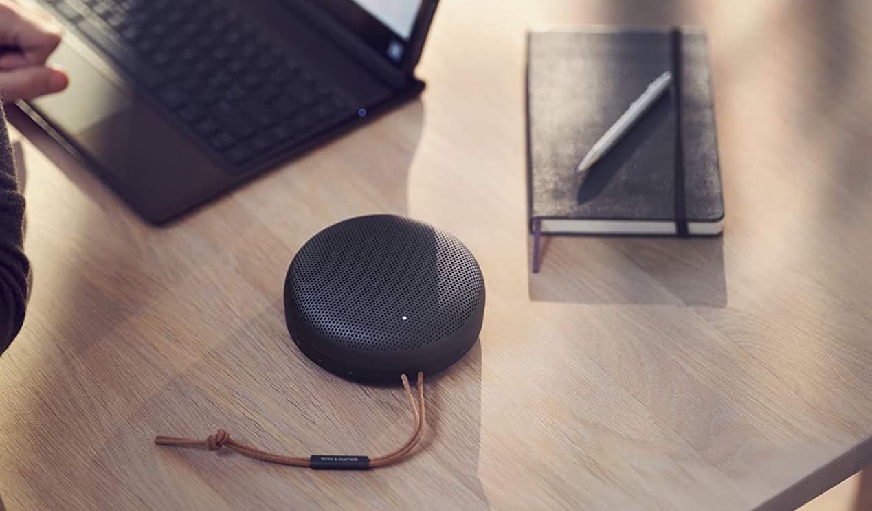 Bang & Olufsen Beosound A1 vs Marshall Emberton6