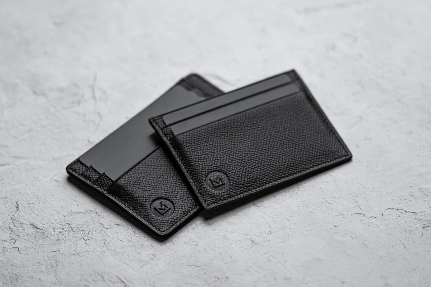 Best MagSafe Wallets for iPhone 13 Pro