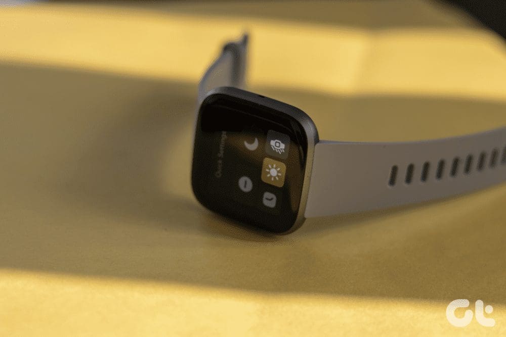Fitbit Versa 2 vs Samsung Galaxy Active 2 6