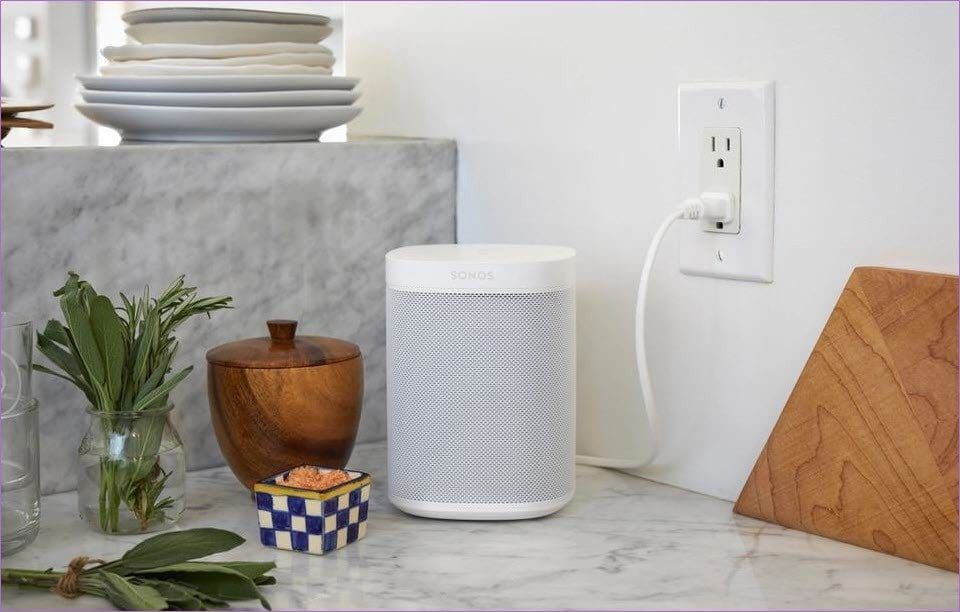 Google Nest Audio vs Sonos One Gen 2 1