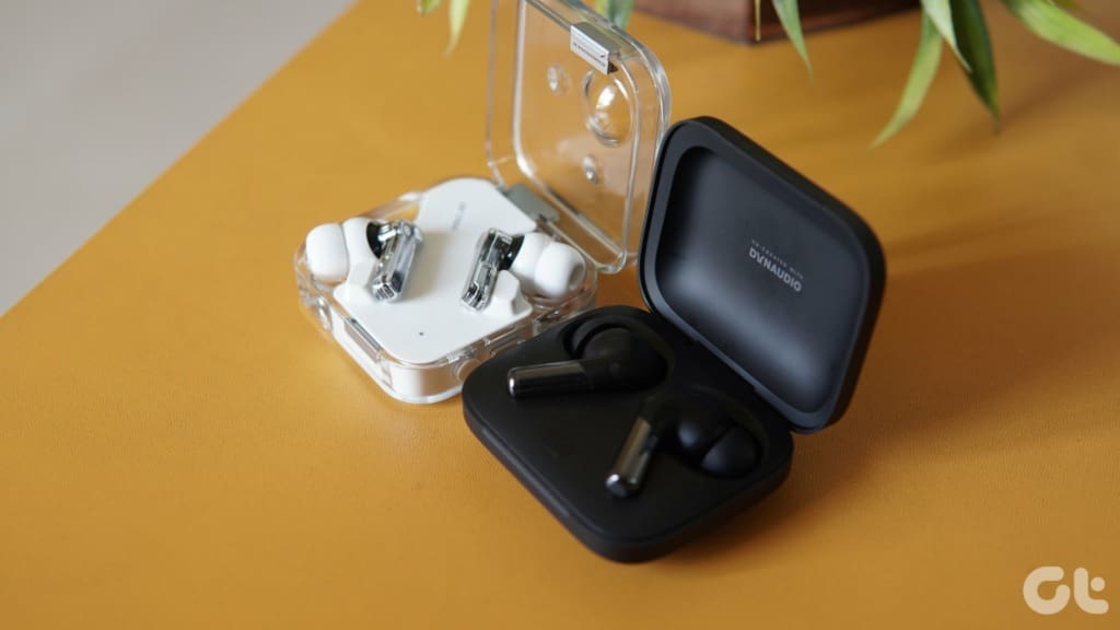 OnePlus Buds Pro 2 vs Nothing Ear (2)