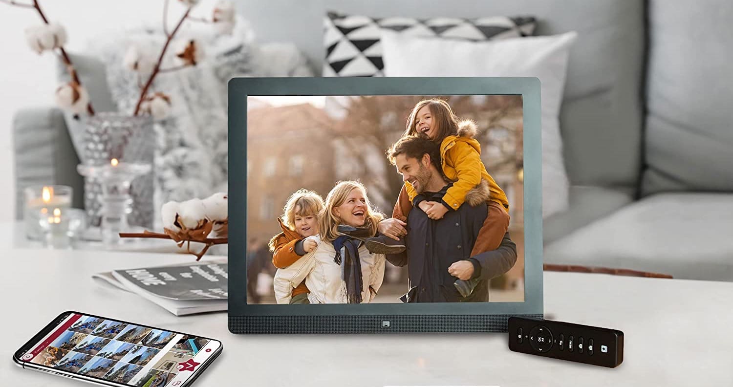 Pix-Star 10 inch WiFi Digital Picture Frame
