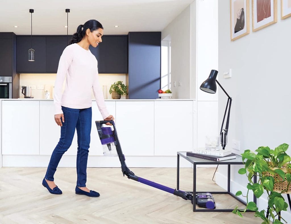 Shark Anti Hair Wrap Cordless Stick Vacuum Cleaner