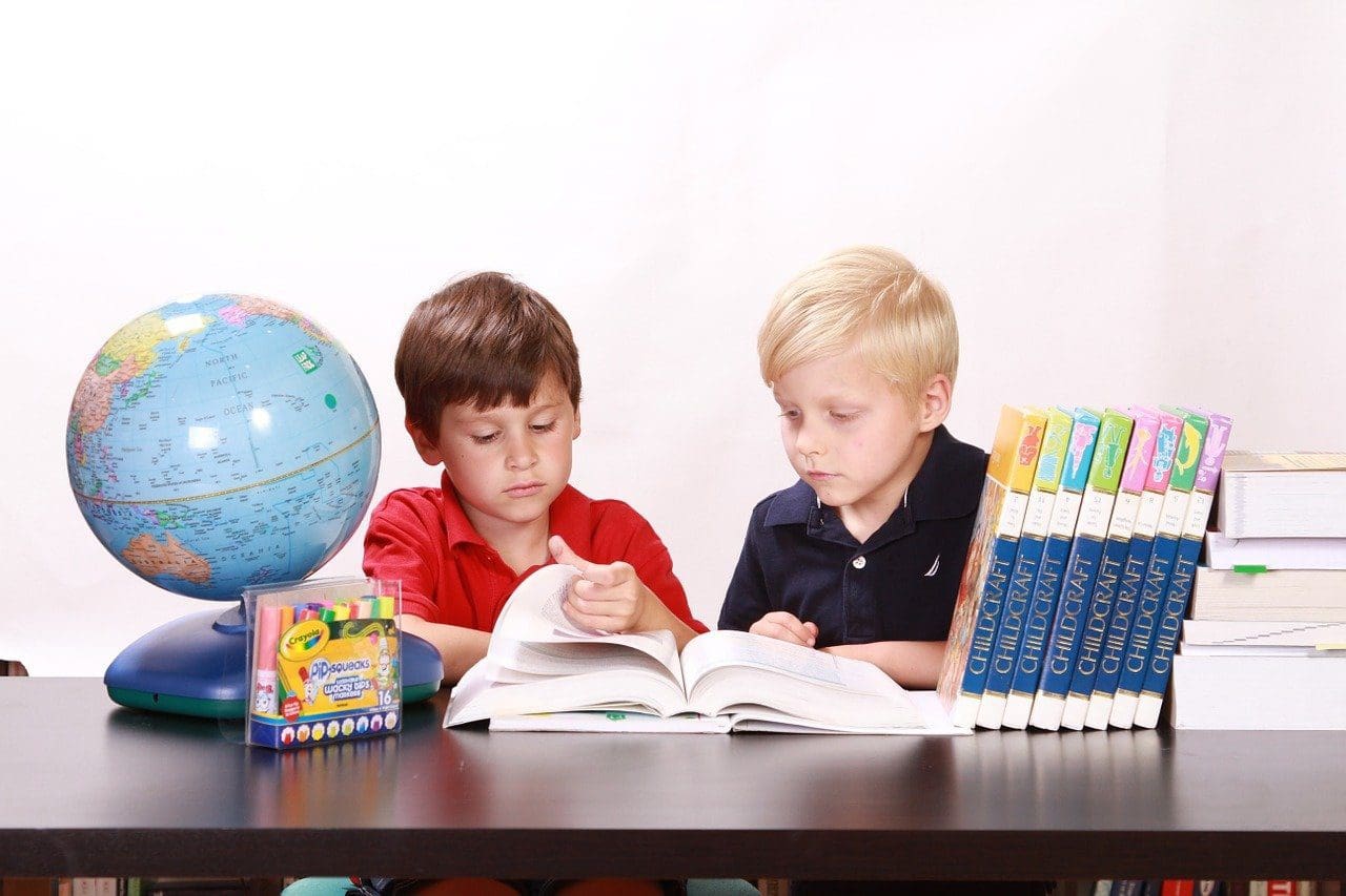 Top 7 Ways To Complete Your Reading Goals In 2018 3