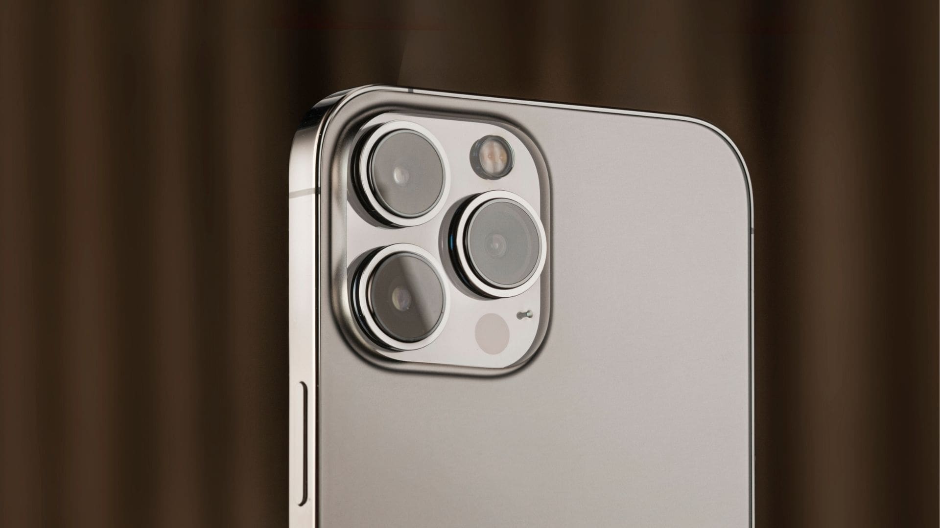 iPhone camera module