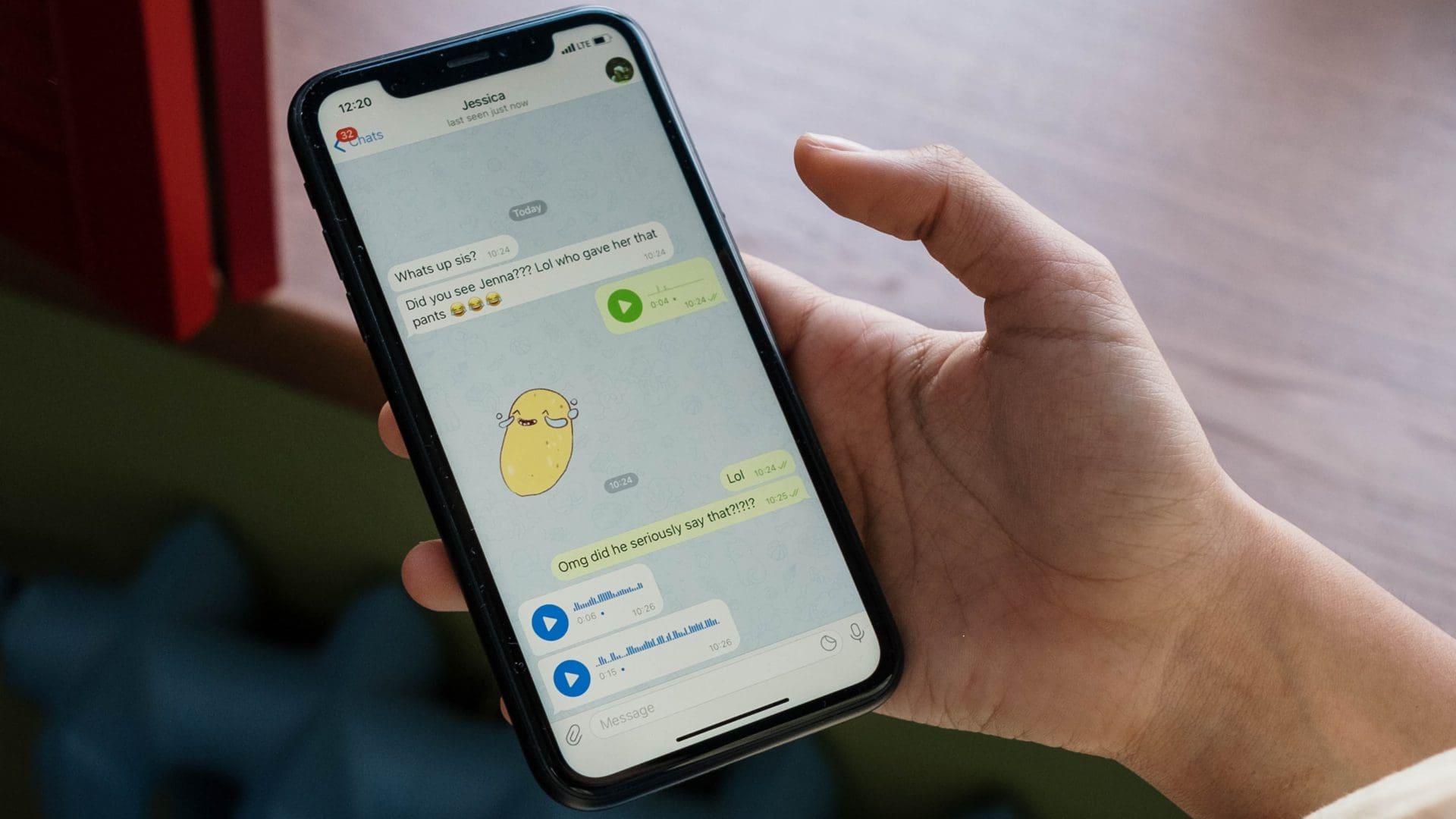 change individual app text size on iPhone