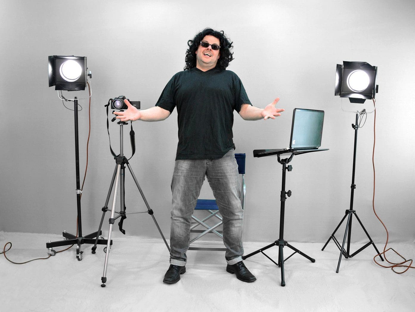 Director 1100325 1920