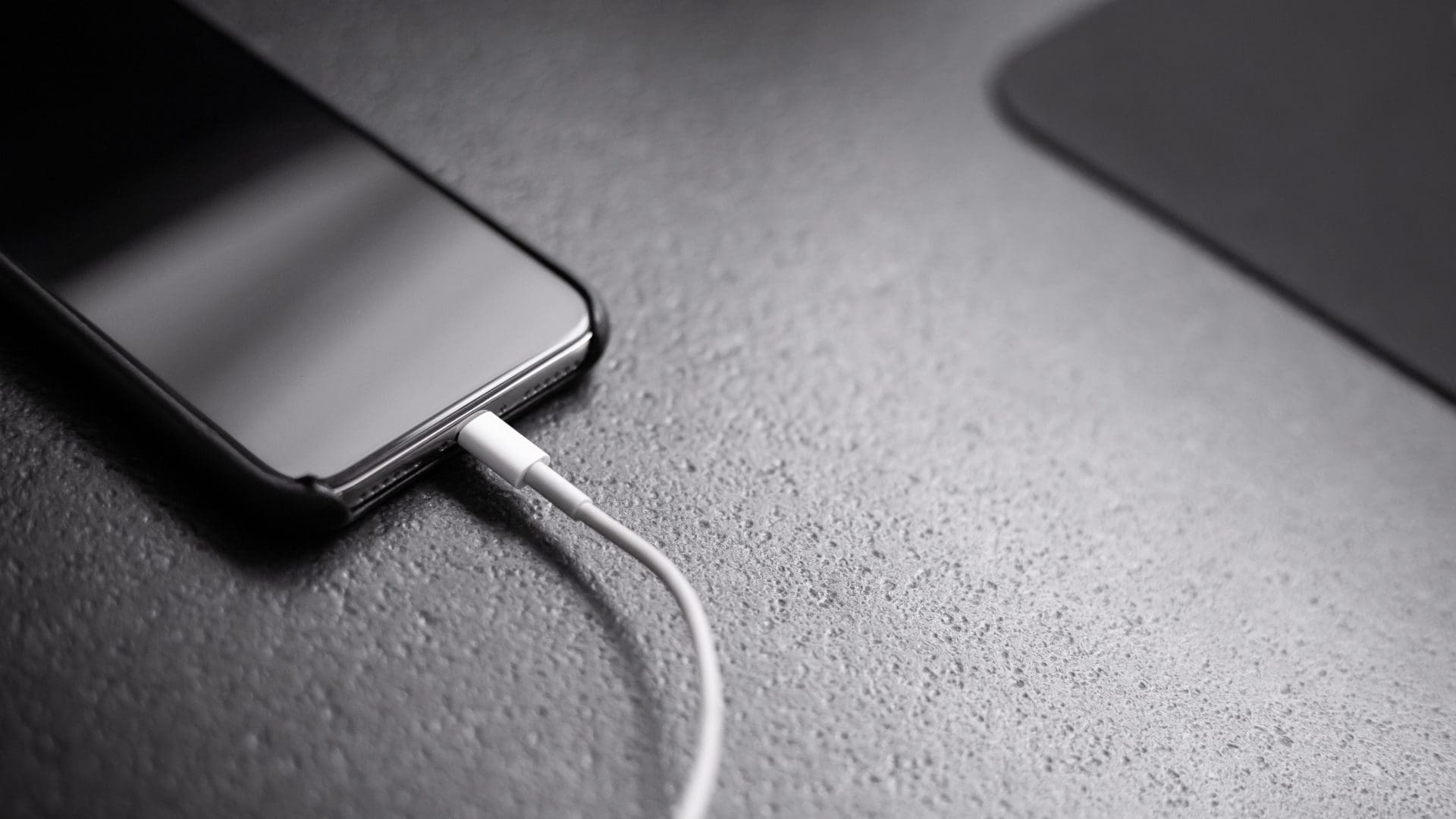 iPhone charging