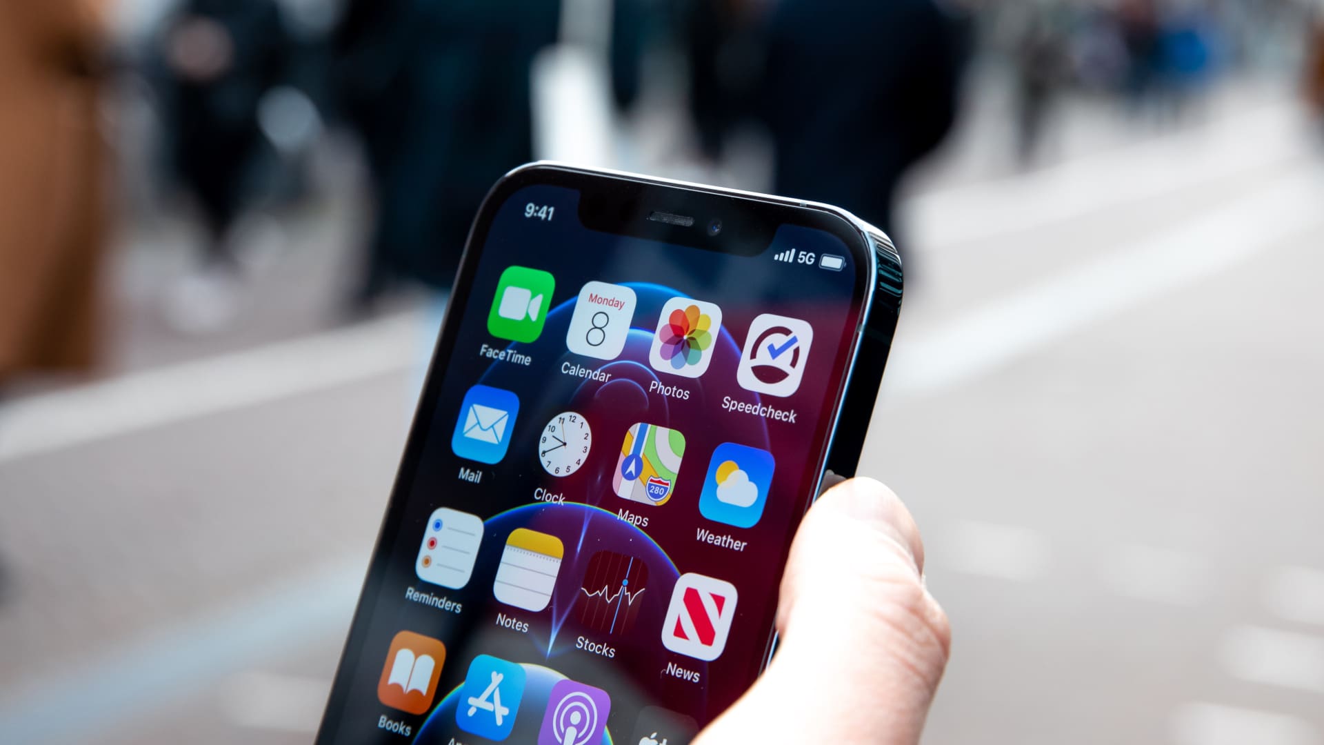 iPhone hotspot not showing up on Android