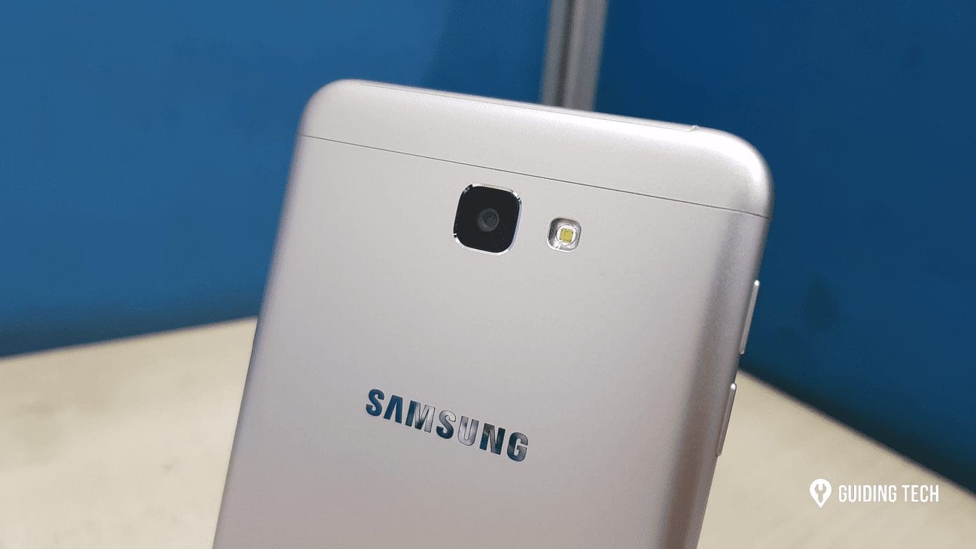 Samsung Galaxy On7 Review 2 4