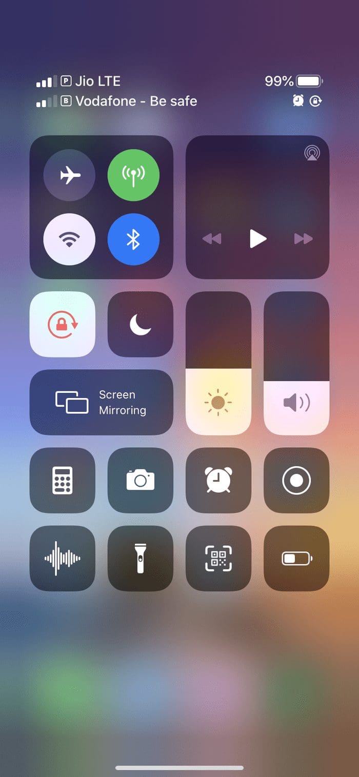 Screen mirroring in control centre