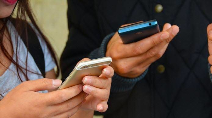 Texting 1490691 1280